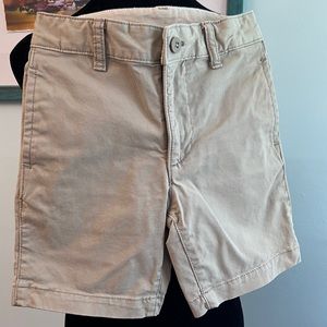 GAP kids size 6 shorts khakis